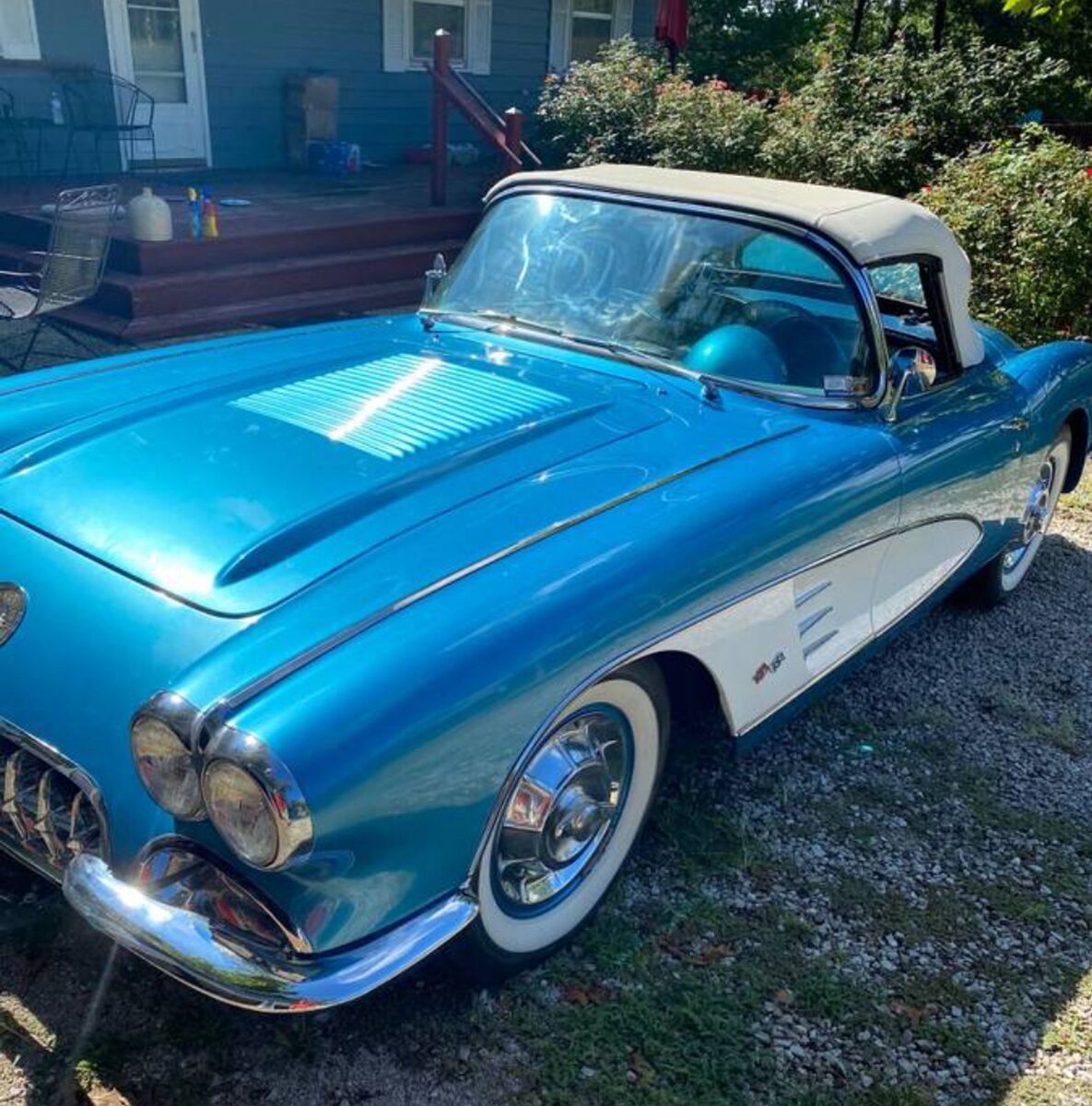 1958 CHEVROLET CORVETTE RESTORED W/UPDATES