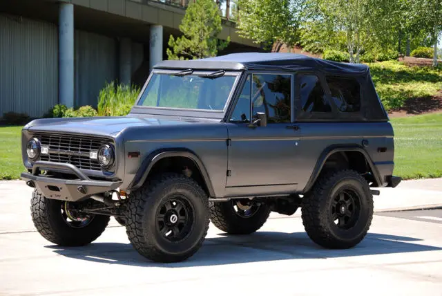 1971 Ford Bronco SUV