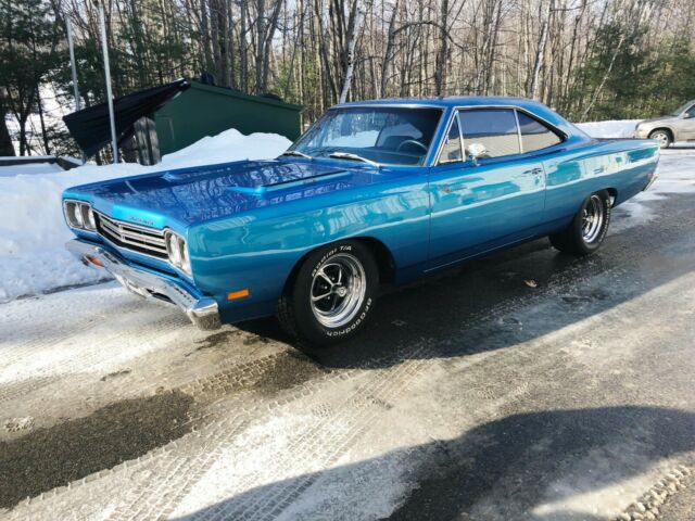 1969 Plymouth Road Runner Classic car/ Muscle car
