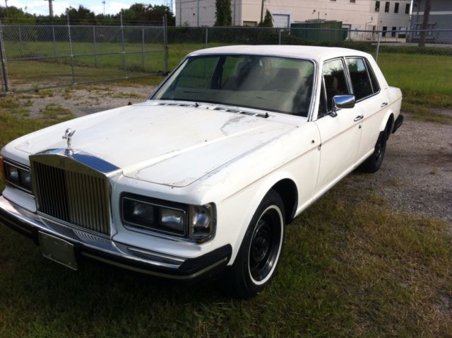 1981 Rolls-Royce Silver Spirit/Spur/Dawn