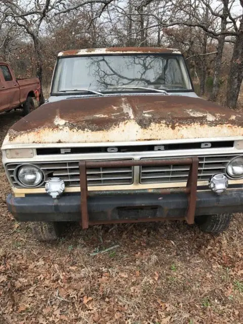 1975 Ford F-250