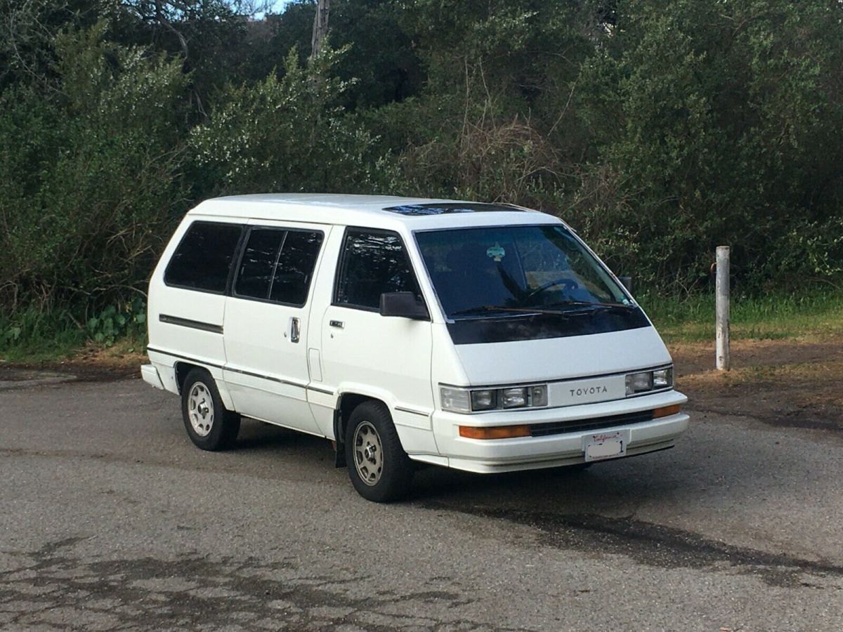 1989 Toyota Van Wagon LE