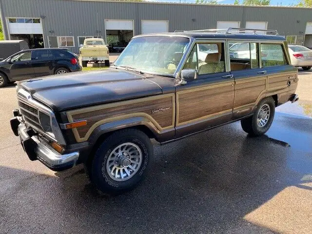 1987 Jeep Wagoneer