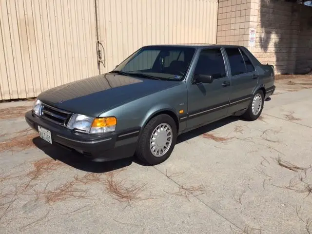 1990 Saab 9000