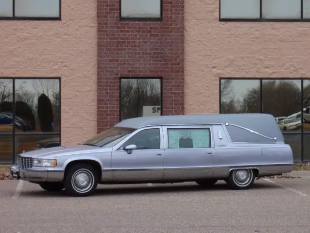 1994 Cadillac Fleetwood Hearse