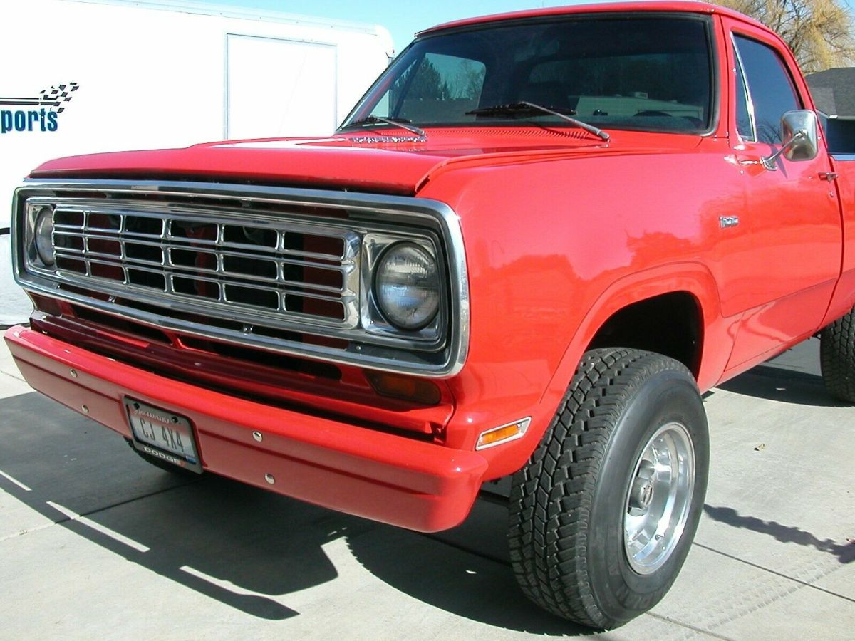 1974 Dodge Power Wagon