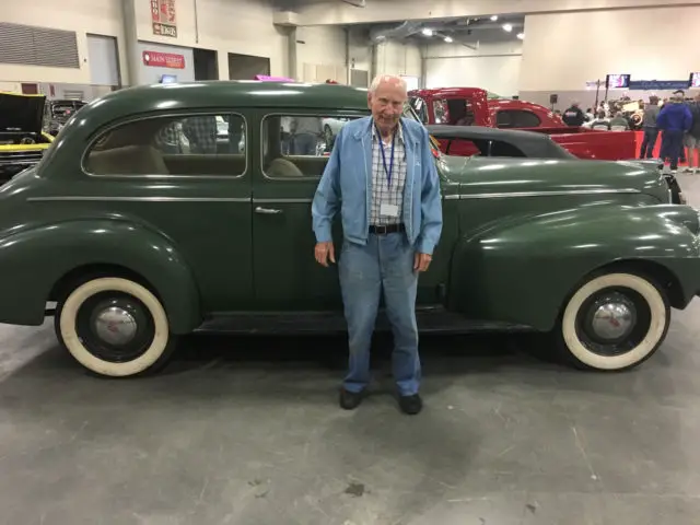 1940 Oldsmobile Sedan