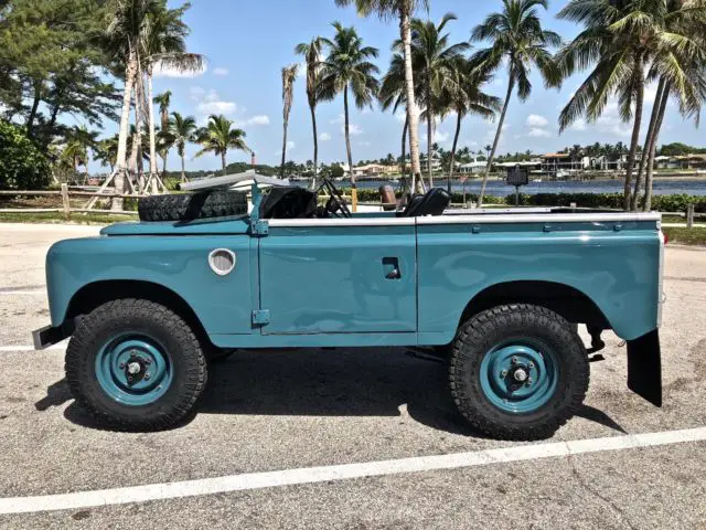 1984 Land Rover Defender Series III