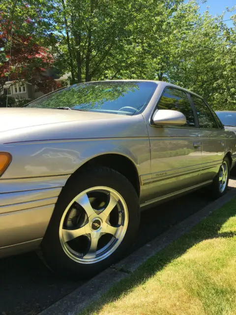 1994 Ford Taurus GL