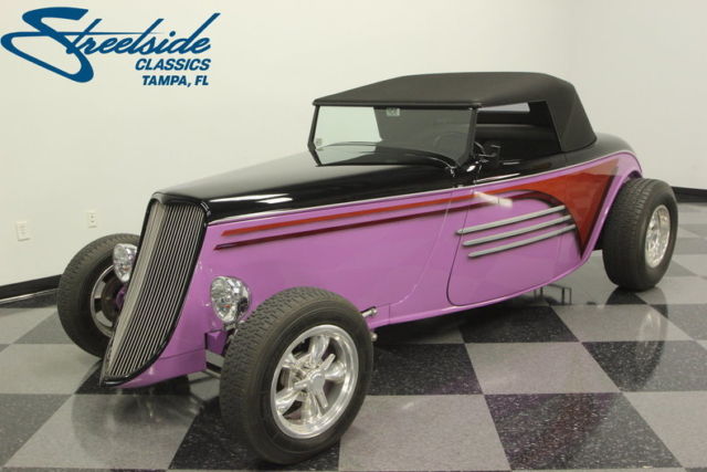 1933 Ford Roadster