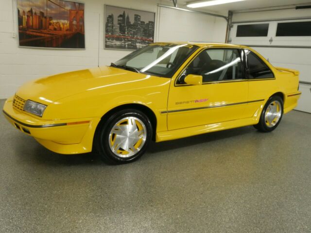 1990 Chevrolet Beretta Indy Pace Car