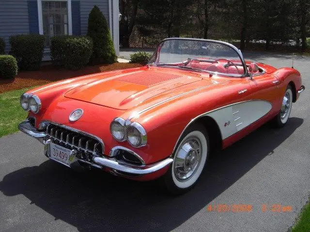 1958 Chevrolet Corvette white coves