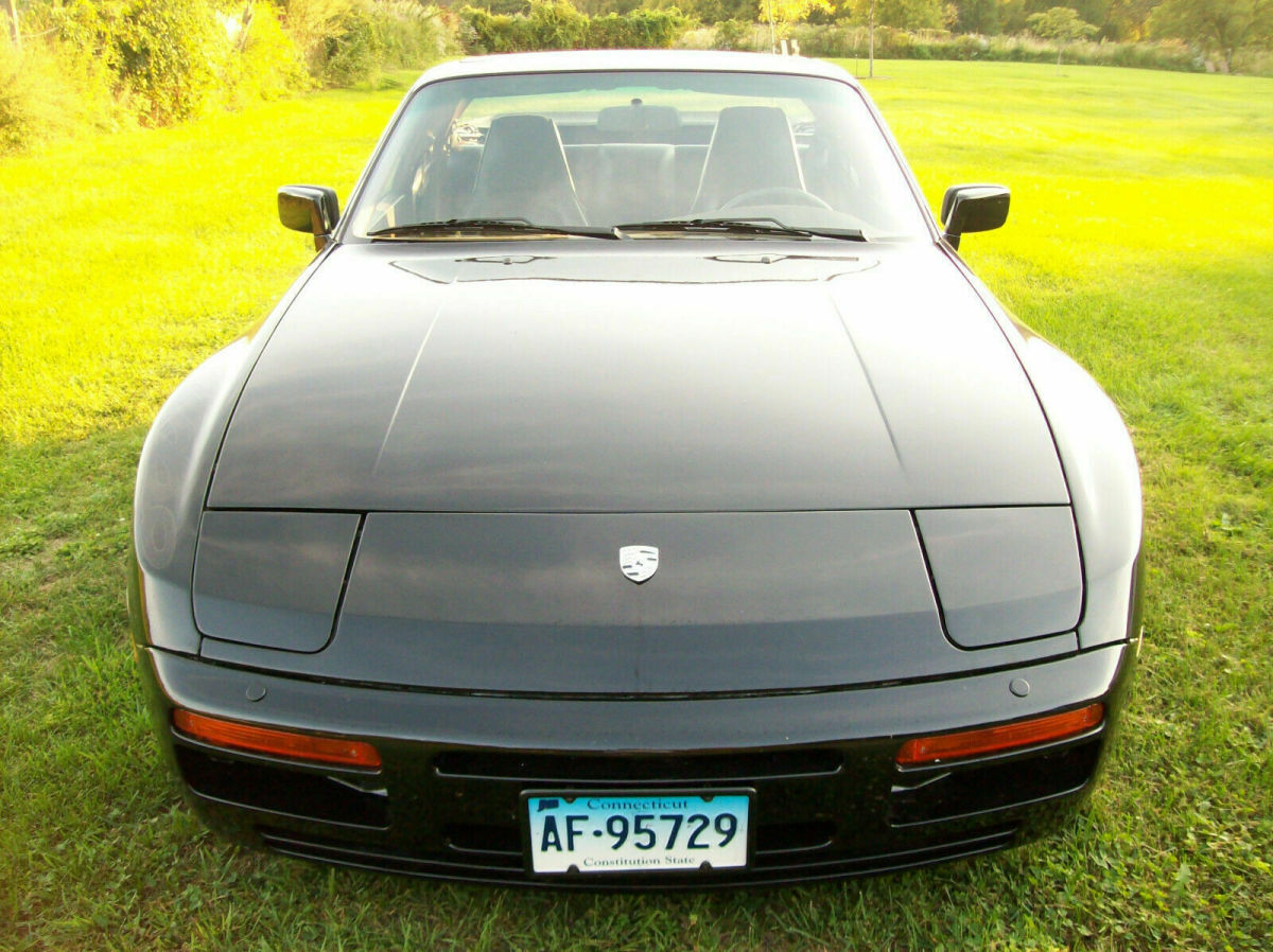 1988 Porsche 944 Turbo S