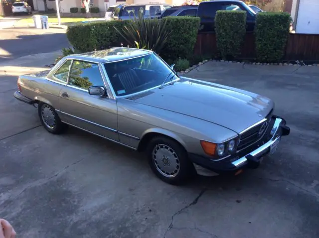 1989 Mercedes-Benz 500-Series