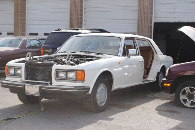 1983 Rolls-Royce Silver Spirit/Spur/Dawn