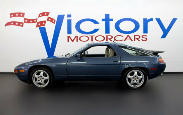 1989 Porsche 928 2dr Coupe