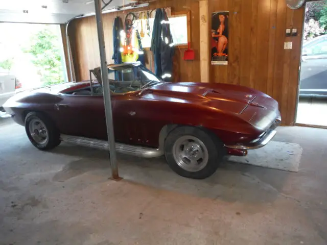 1965 Chevrolet Corvette stingray roadster