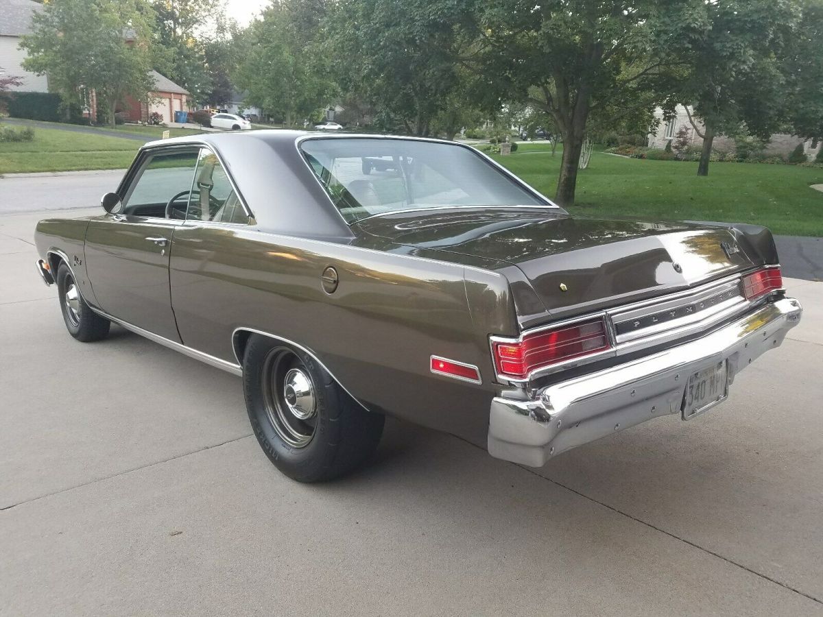 1974 Plymouth Valiant