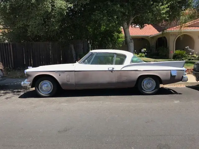 1957 Studebaker Silver Hawk