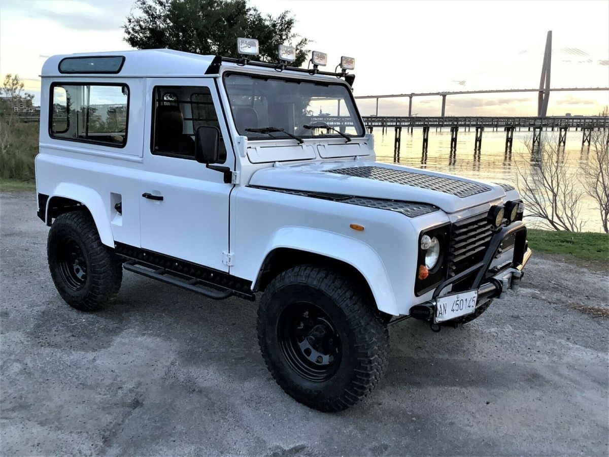 1987 Land Rover Defender TURBO DIESEL 90 5 SPEED