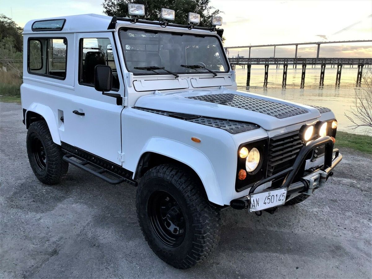 1987 Land Rover Defender TURBO DIESEL 90 5 SPEED