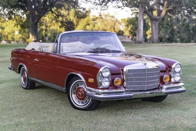 1971 Mercedes-Benz 200-Series 280SE