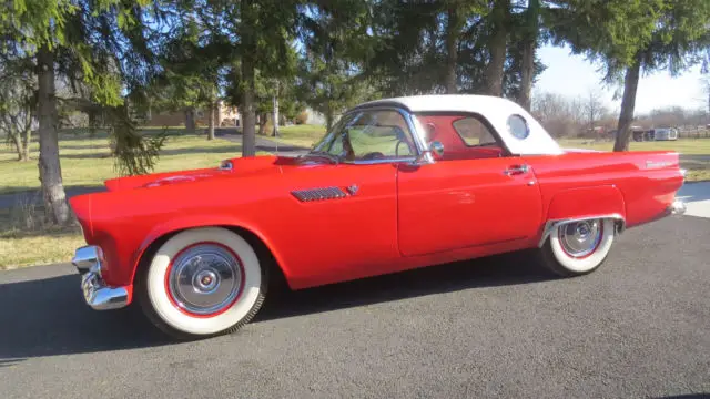 1955 Ford Thunderbird