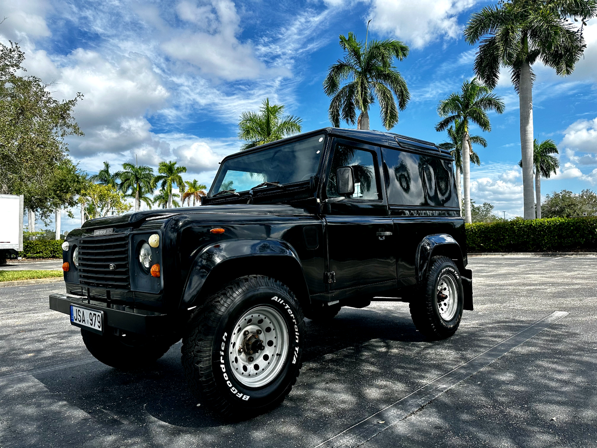 1987 Land Rover Defender