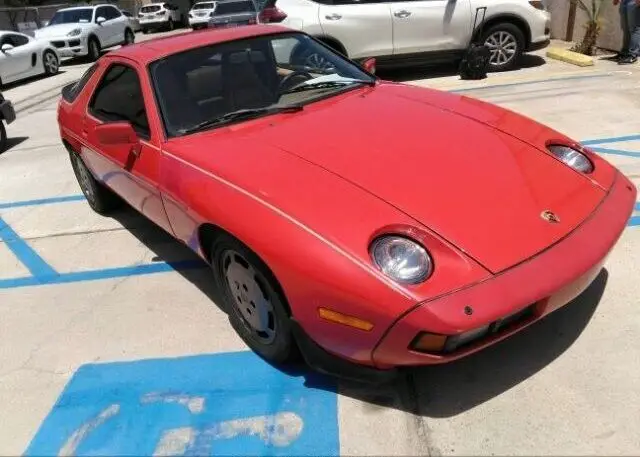 1986 Porsche 928