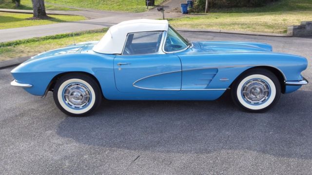 1961 Chevrolet Corvette Convertible