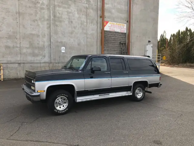 1990 Chevrolet Suburban 4WD Low Miles