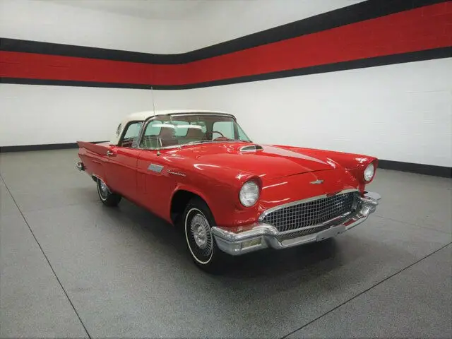 1957 Ford Thunderbird