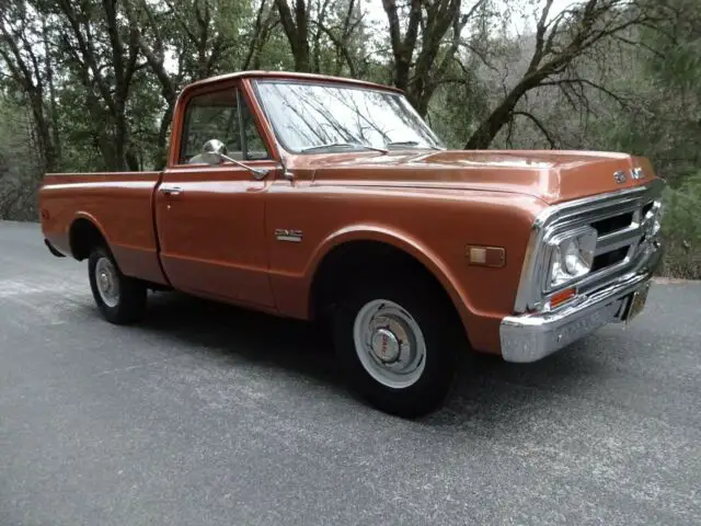 1970 Chevrolet C-10 Sierra