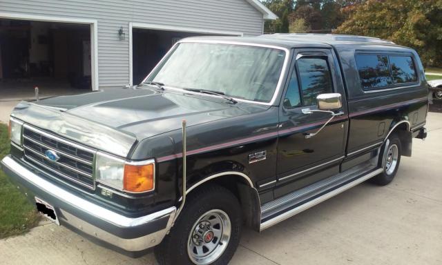 1990 Ford F-150 XLT Lariat