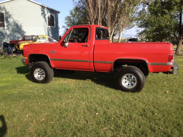 1987 Chevrolet Silverado 1500 4x4 Pickup