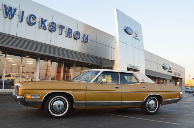 1972 Ford LTD - 4 door hardtop sedan