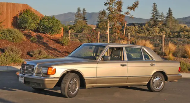 1990 Mercedes-Benz S-Class SEL