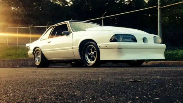 1990 Ford Mustang