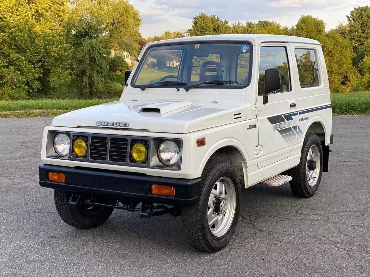 1988 Suzuki Samurai 4WD 4X4 NO RUST SOLID FRAME RUNS LIKE NEW NO RESERVE