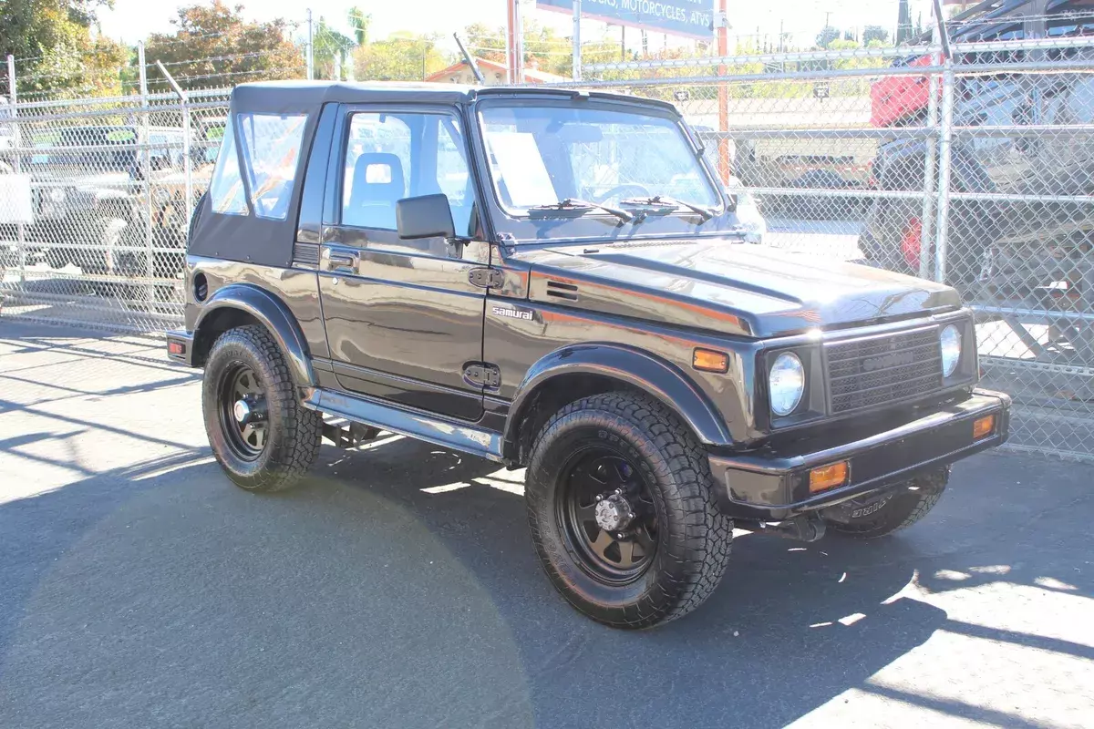 1987 Suzuki Samurai