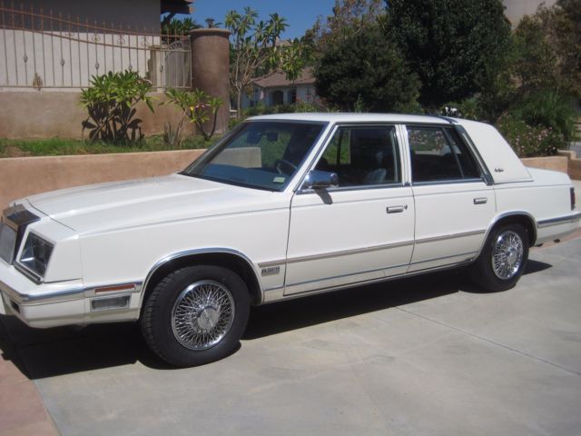 1986 Chrysler New Yorker Base Sedan 4-Door