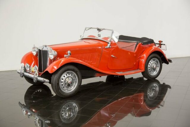 1953 MG T-Series --