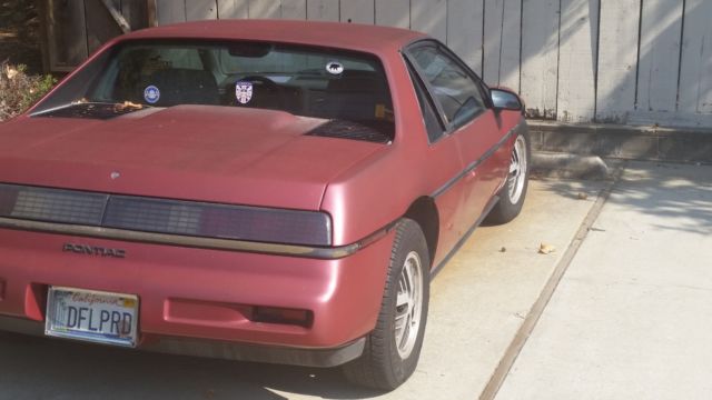 1987 Pontiac Fiero Black