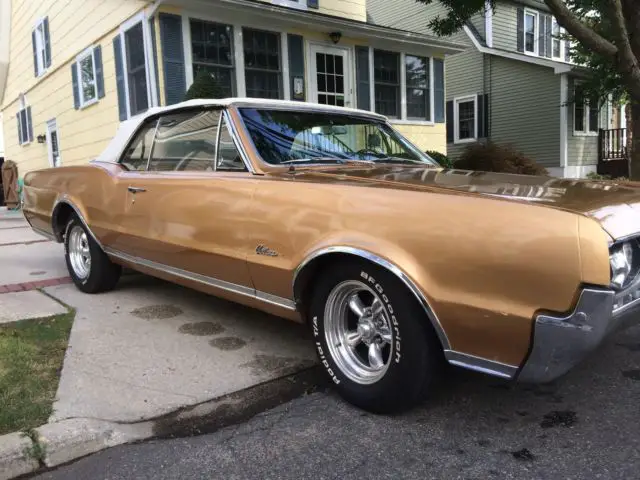 1967 Oldsmobile Cutlass Supreme