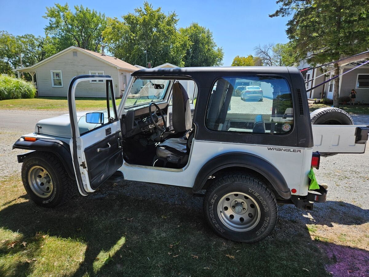 1993 Jeep Wrangler S