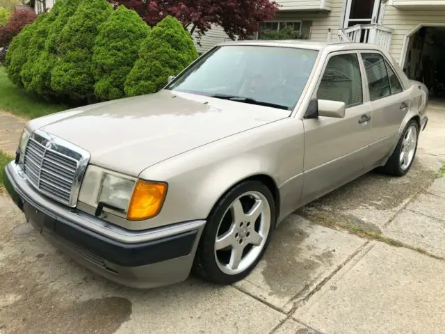 1992 Mercedes-Benz 500E E