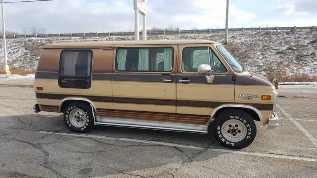 1983 Chevrolet G20 Van brn