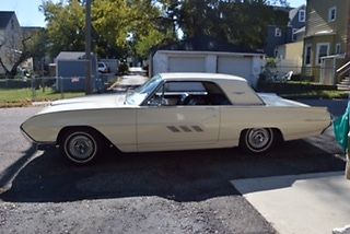 1963 Ford Thunderbird