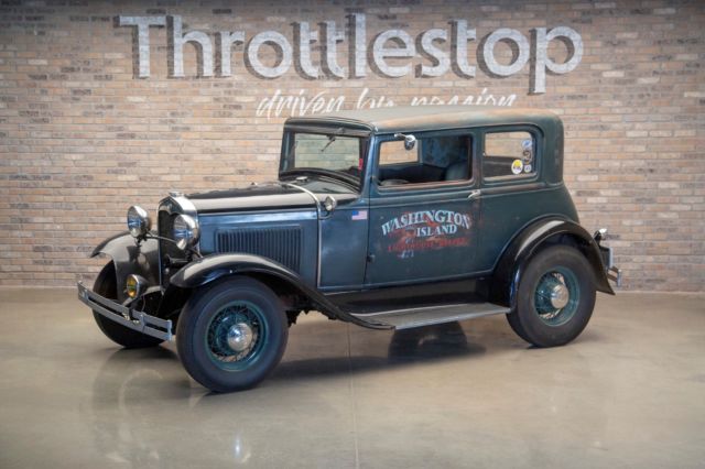 1931 Ford Model A Victoria