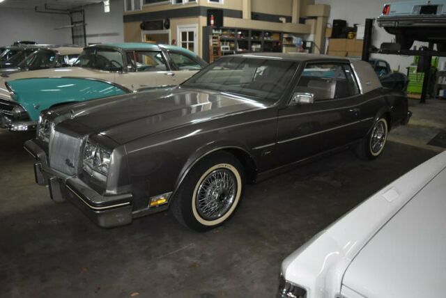 1984 Buick Riviera --